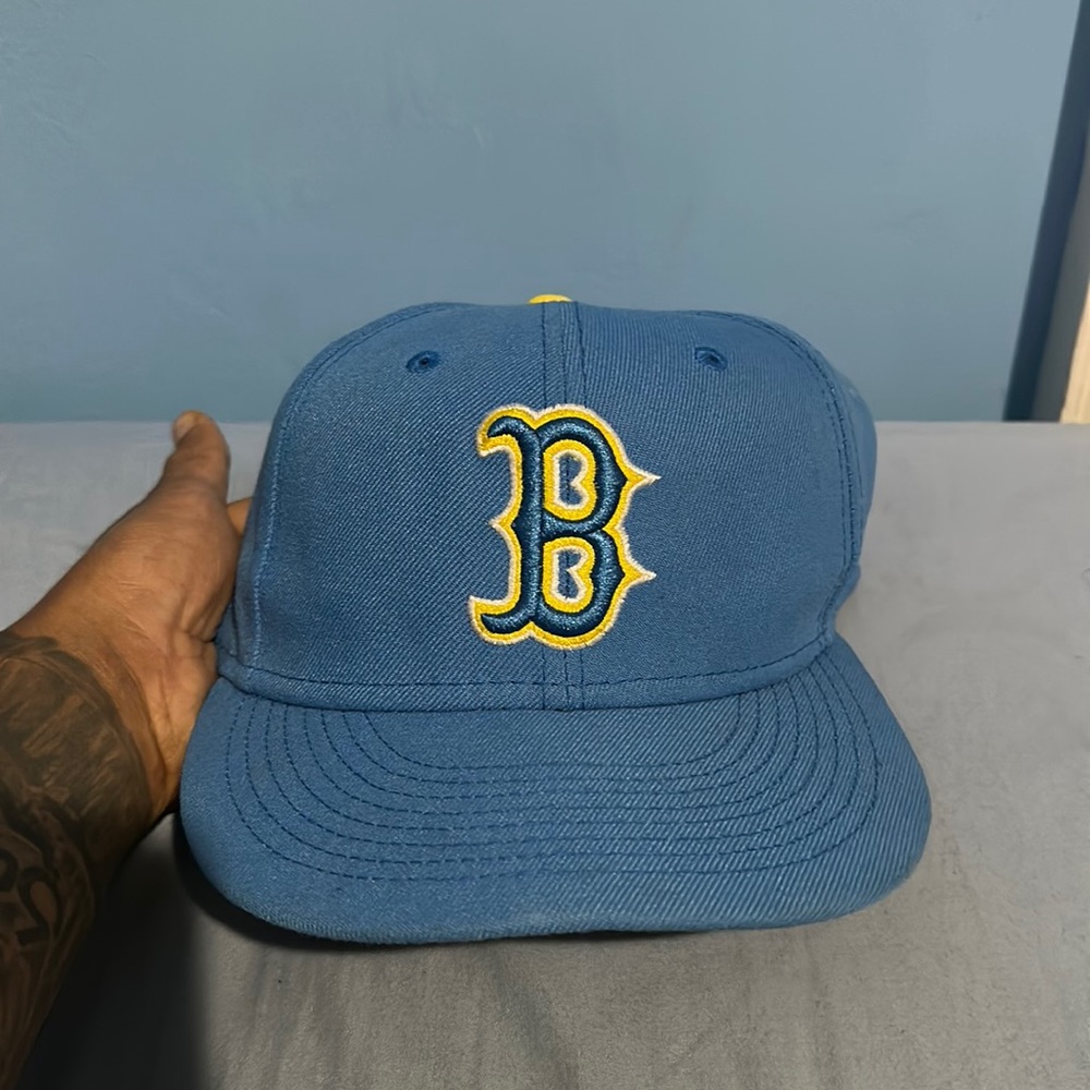 Boston hat
